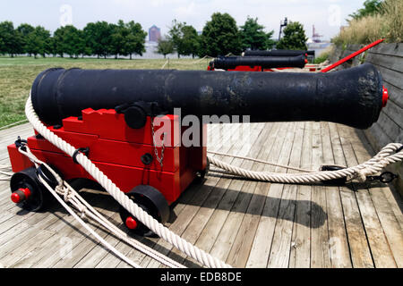 Nahaufnahme einer Kanone auf eine Batterie Rampe, Fort McHenry, Baltimore, Maryland Stockfoto