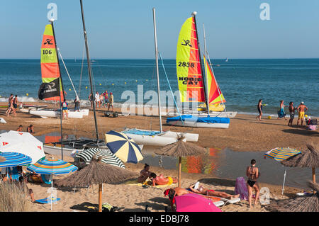 Zentralen Strand, Isla Cristina, Huelva Provinz, Region von Andalusien, Spanien, Europa Stockfoto