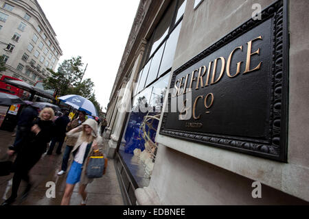 Externe Aufnahme des Flaggschiffs speichern Selfridges in London. Stockfoto