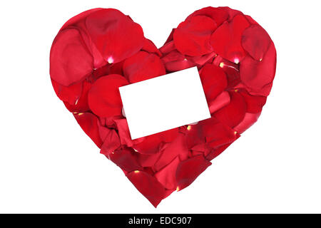 Rote rose Herz aus Blütenblättern am Valentinstag und Mütter Tag isoliert mit leere Zeichen und Exemplar Stockfoto