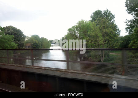 Windsor, Waterloo Zug Reise unterschiedliche Stationen Landschaft, Sehenswürdigkeiten für die Augen, oder nicht Stockfoto