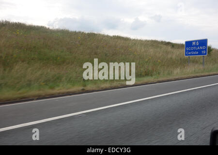 Autobahn Reise Windsor Glasgow unterschiedlicher Bedingungen M40/M6/M74 Juli 2014 Sonne Regen Wind viel wenig anderen Verkehr, Landschaft Stockfoto