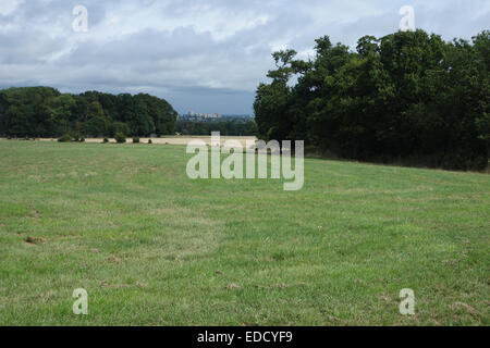 magische Aussicht vom großen Park von Windsor Castle In Entfernung &amp; Umgebung zeigt landschaftlich "Fahrten" Stockfoto