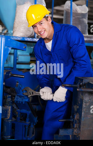 Industriemechaniker Reparatur Schwerindustrie Maschine Stockfoto