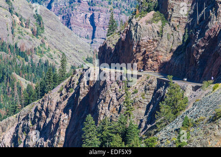 Strecke 550 San Juan Skyway Scenic Byway auch bekannt als Million Dollar Highway zwischen Ouray und Silverton in Colorado Stockfoto