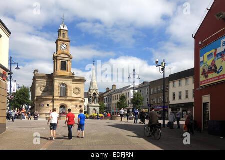 Das Rathaus in The Diamond, Coleraine Stadtzentrum, Nordirland Stockfoto