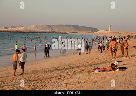 Öffentlichen Strand Jumeirah Beach, Dubai, Emirat von Dubai, Vereinigte Arabische Emirate Stockfoto