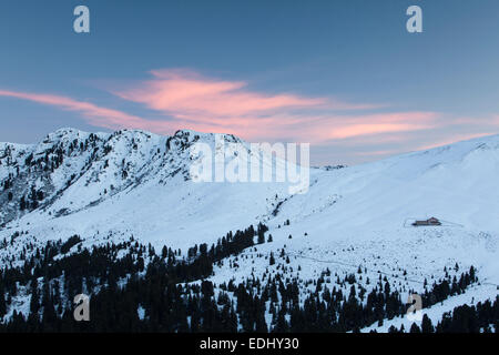 Sonnenaufgang über dem Schneid, Seiser Alm, Provinz Südtirol, Italien Stockfoto