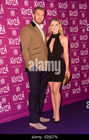 London, UK. 6. Januar 2015. Chris Robshaw und Camilla Kerslake besuchen die VIP-Aufführung von "Kooza" von Cirque Du Soleil in der Royal Albert Hall am 6. Januar 2015 in London, England. Bildnachweis: London Pix/Alamy Live News Stockfoto