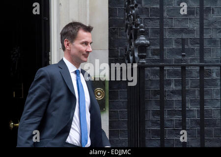 Westminster, London, UK. 7. Januar 2015. Gesundheitsminister Jeremy Hunt verlässt Downing Street für die wöchentliche Beschreibendem an die Häuser der Commons im Parlament. Bildnachweis: Amer Ghazzal/Alamy Live-Nachrichten Stockfoto