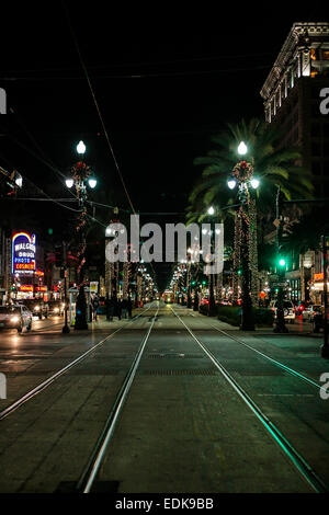 Canal Street in der Nacht in New Orleans LA Stockfoto