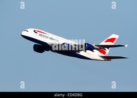 G-XLEE British Airways Airbus A380 841, England, Großbritannien Stockfoto