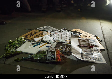 London, UK. 7. Januar 2015. Londoner sammeln auf dem Trafalgar Square, die Charlie Hebdo Opfer Kredit zu Ehren: Zefrog/Alamy Live News Stockfoto