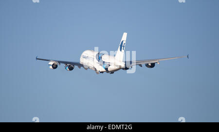 Malaysia Airways Airbus a380 9M-MNB abfliegenden London-Heathrow Flughafen LHR Stockfoto