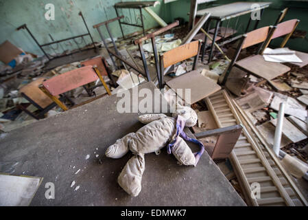 Mittelschule Nummer 3 in Pripyat verlassene Stadt, Sperrzone von Tschernobyl, Ukraine Stockfoto