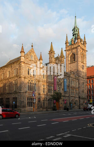 Turmspitzen Einkaufszentrum Messe- und Kongresszentrum in der presbyterianischen Kirche Haus und Montage Gebäuden, Belfast Stockfoto