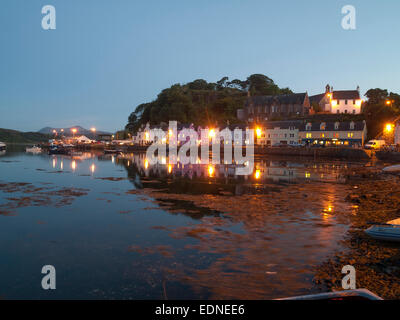 Sonnenuntergang in Portree Hafen skye Stockfoto