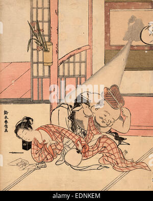 IRO Gonomi keine Atombombe Daikoku, Daikoku taking a Peek., Suzuki, Harunobu, 1725?-1770, Künstler, [1767 oder 1768], 1 print: Holzschnitt, Farbe; 27,4 x 21,5 cm., zeigt Print Daikoku absteigend von einem Bild an eine Wand hängen unter der Kimono von einer schlafenden Frau schauen. Stockfoto