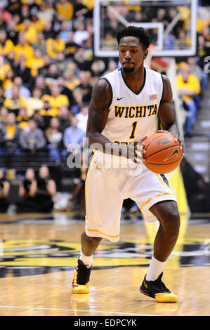 Wichita, Kansas, USA. 7. Januar 2015. Wichita State Shockers weiterleiten Zach Brown (1) Laufwerke in den Korb während der NCAA Basketball-Spiel zwischen den Bradley Braves und die Wichita State Shockers in Charles Koch Arena in Wichita, Kansas. Kendall Shaw/CSM/Alamy Live-Nachrichten Stockfoto