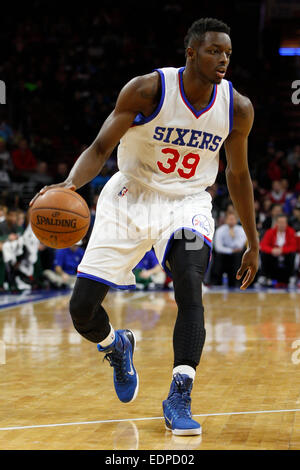 7. Januar 2015: Philadelphia 76ers weiterleiten Jerami Grant (39) in Aktion während der NBA-Spiel zwischen den Milwaukee Bucks und die Philadelphia 76ers im Wells Fargo Center in Philadelphia, Pennsylvania. Die Milwaukee Bucks gewann 97-77. Stockfoto