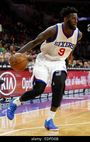 7. Januar 2015: Philadelphia 76ers weiterleiten JaKarr Sampson (9) in Aktion während der NBA-Spiel zwischen den Milwaukee Bucks und die Philadelphia 76ers im Wells Fargo Center in Philadelphia, Pennsylvania. Die Milwaukee Bucks gewann 97-77. Stockfoto