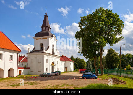 Der Tor-Glockenturm im Kloster der Verkündigung in Suprasl, Polen. Stockfoto