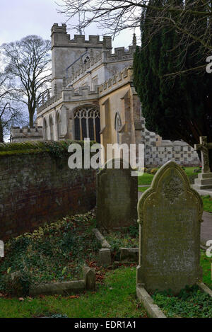 St. Giles Kirche Straße, Totternhoe, UK 141223 62694 Stockfoto