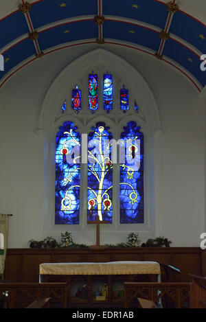 John Piper Glasmalerei, St. Giles Kirche Straße, Totternhoe, UK 141224 62730 Stockfoto