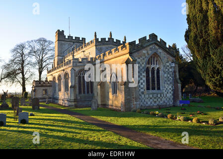 St. Giles Kirche Straße, Totternhoe, UK 141228 62785 Stockfoto