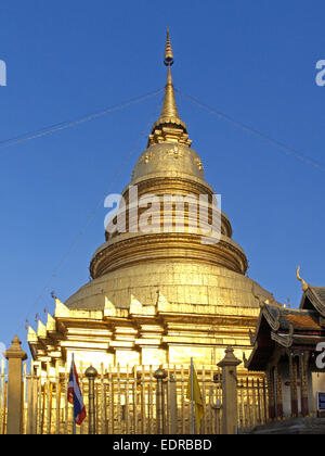 Thailand, Asien, Suedostasien, Tempelanlage, Sehenswuerdigkeit, Tourismus, Glaube, Religion, Buddha, Buddhismus, Spottschrift, Wat Ph Stockfoto