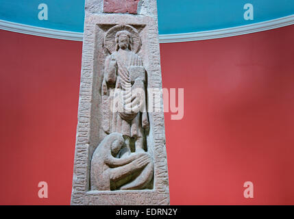 Detail des Ruthwell Cross, Anglo-Saxon, in Ruthwell Kirk, Dumfries & Galloway, Schottland Großbritannien Stockfoto