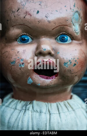 Gesicht eines alten, Vintage Puppe Stockfoto