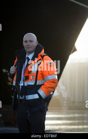 James Smart, angestellt an das Team von Liverpool Piloten Liverpool Pilot Services Ltd am Fluss Mersey, England, UK. Stockfoto