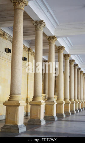 Kolonnade in Karlsbad, Tschechien Stockfoto