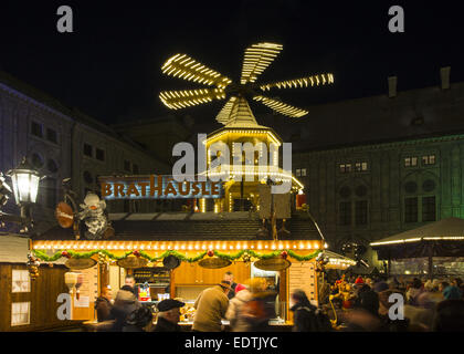 Weihnachtsmarkt Im Kaiserhof der Residenz in München, Bayern, Deutschland, Weihnachtsmarkt in der Residenz in München, Bayern, Stockfoto