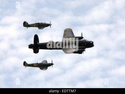 Schlacht of Britain Memorial Flight in Goodwood, West Sussex, bestehend aus Lancaster, Spitfire und Hurricane Stockfoto