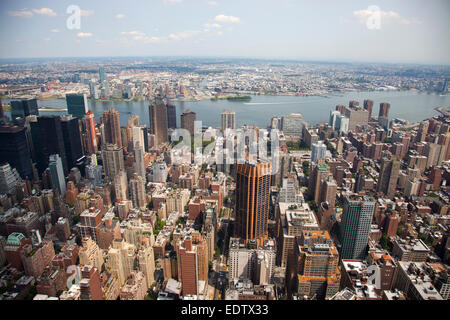 Stadtbild, Blick vom Empire Staatsgebäude, Ostseite, Wolkenkratzer, Manhattan, New York, Usa, Amerika Stockfoto