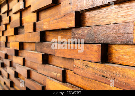 Textur des alten Holzwand und quadratische Holz Überlappung Stockfoto