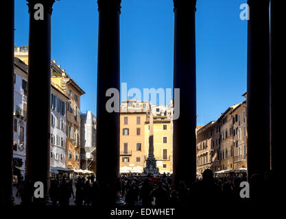 Pantheon-Blick von innen nach außen Stockfoto