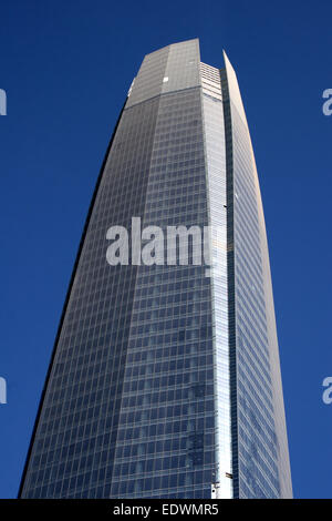 Der Torre Gran Costanera, das höchste Gebäude in Lateinamerika in Santiago, Chile. Stockfoto