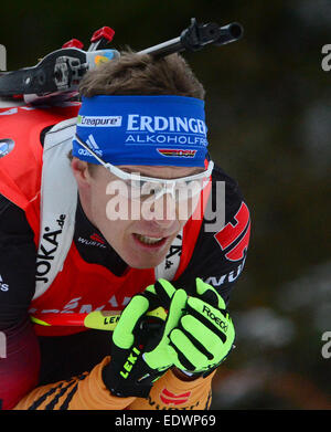 Oberhof, Deutschland. 10. Januar 2014. Andreas Birnbacher Deutschland in Aktion während der Biathlon-Weltcup Herren 10 km Sprint in Oberhof, Deutschland, 10. Januar 2014. Foto: Hendrik Schmidt/Dpa/Alamy Live News Stockfoto