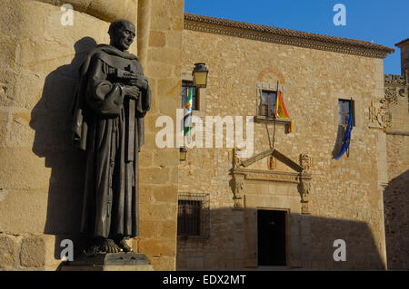 Caceres, San Pedro de Alcantara-statue Stockfoto