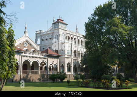 Aga Khan Palace auch bekannt als das Nationaldenkmal der Ghandi 1892 erbaut von Sultan Mohammad Shah Aga Khan III Pune Maharashtra Stockfoto