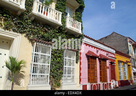 Farbenfrohe Gebäude in Cartagena Getsemani Bezirk Stockfoto