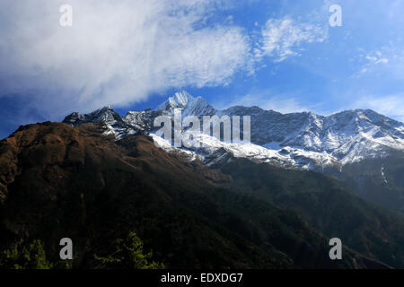 Gekappte Thamsherku Schneeberg, auf Everest base Camp trek, UNESCO-Weltkulturerbe, Sagarmatha Nationalpark, Solu-Khumb Stockfoto