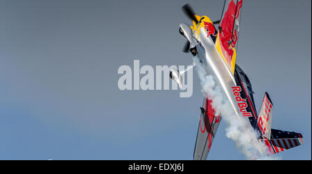 Kirby Chambliss ist eine US-amerikanische Commercial Pilot und ein renommierter Weltmeister Kunstflug und Red Bull Air Race Wettbewerber Stockfoto