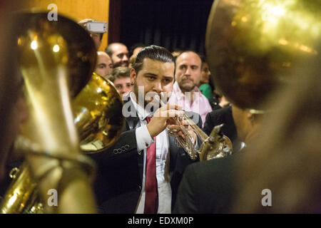 Rom, Italien. 10. Januar 2015. Sercuk Alimov und die Solisten Kocani Orkestar schließen das Errichetta Music Festival In Rom-Credit: Francesco Gustincich/Alamy Live News Stockfoto