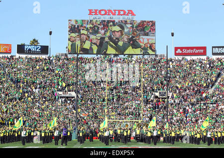 1. Januar 2015 Oregon Ducks marching Band in Aktion während der College Football Playoff-Halbfinale in der Rose Bowl-Spiel präsentiert von Northwestern Mutual in der Rose Bowl in Pasadena, California.Charles Baus/CSM Stockfoto