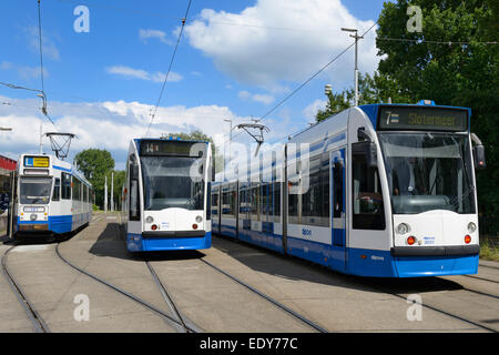 Straßenbahnen in Flevopark tram Station, Amsterdam, Noord-Holland, Niederlande, Europa Stockfoto