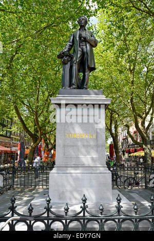 Statue der niederländische Politiker Johan Rudolph Thorbecke, Thorbeckeplein, Amsterdam, Noord-Holland, Niederlande, Europa Stockfoto